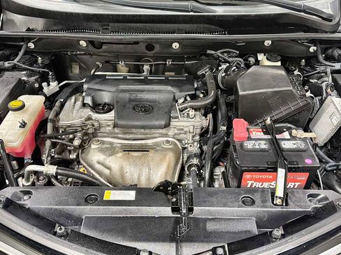 Used 2016 Toyota RAV4 XLE image 30