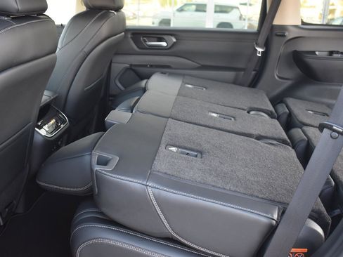 New 2026 Nissan Armada SV image 46