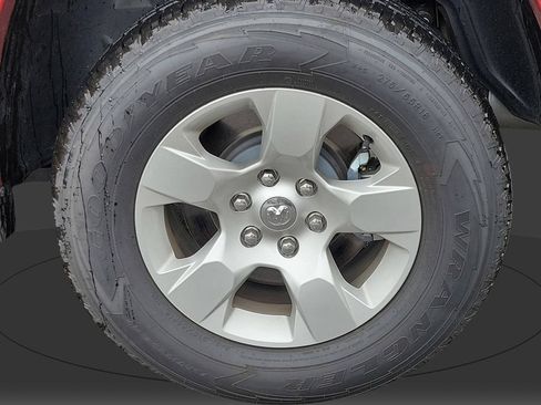 Used 2026 RAM 1500 Big Horn AWD/4WD image 9