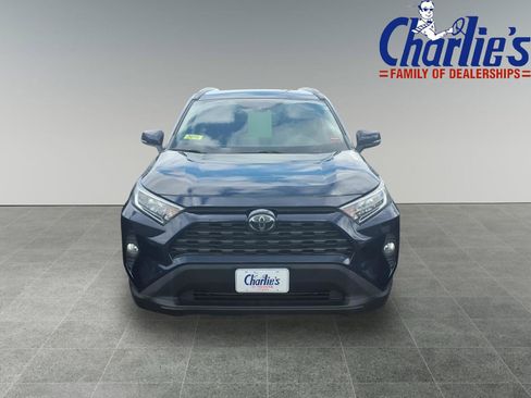 Used 2019 Toyota RAV4 XLE w/ Convenience Package AWD/4WD image 2