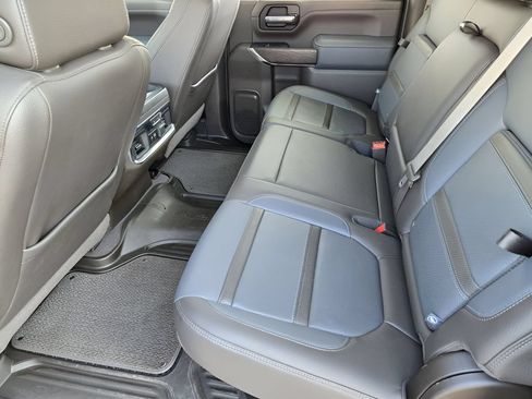 Used 2021 GMC Sierra 2500 Denali w/ Denali Ultimate Package AWD/4WD image 29