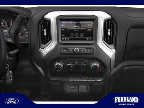 Used 2020 Chevrolet Silverado 1500 W/T w/ WT Value Package AWD/4WD image 7