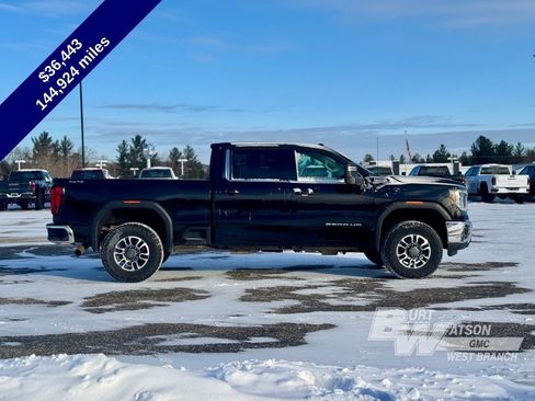 Used 2022 GMC Sierra 2500 SLE w/ SLE Value Package; image 7