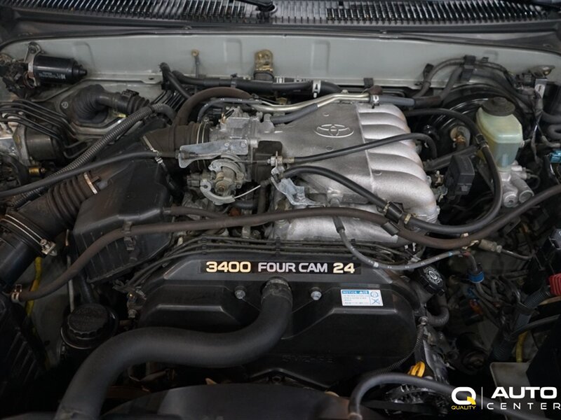 Used 1999 Toyota 4Runner SR5 AWD/4WD image 11