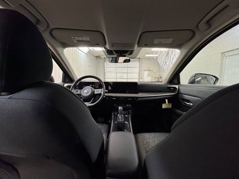 New 2026 Nissan Kicks SV AWD/4WD image 16