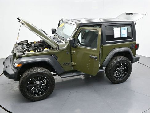 Used 2023 Jeep Wrangler Sport AWD/4WD image 40