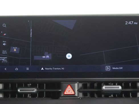 Used 2025 Hyundai Ioniq 5 SE AWD/4WD image 39