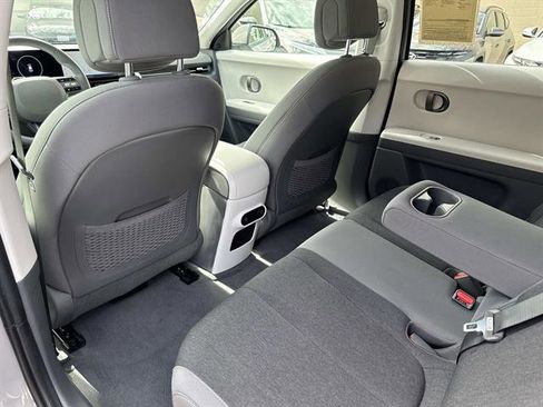 Used 2025 Hyundai Ioniq 5 SE RWD image 12