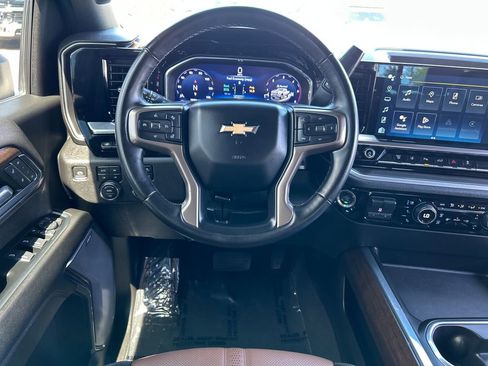 Used 2024 Chevrolet Silverado 3500 High Country w/ High Country Premium Package image 9