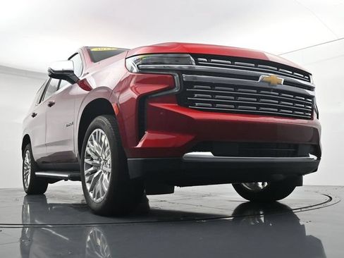 Used 2024 Chevrolet Tahoe Premier AWD/4WD image 35