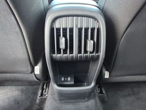 Used 2025 Hyundai Kona SEL AWD/4WD image 20
