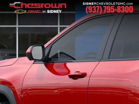 New 2026 Chevrolet Equinox ACTIV w/ Safety and Technology Package image 12