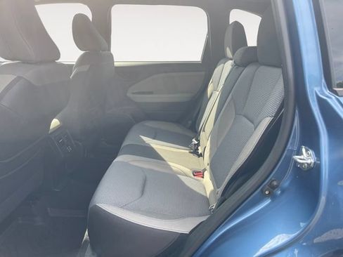 Certified 2025 Subaru Forester Premium AWD/4WD image 13