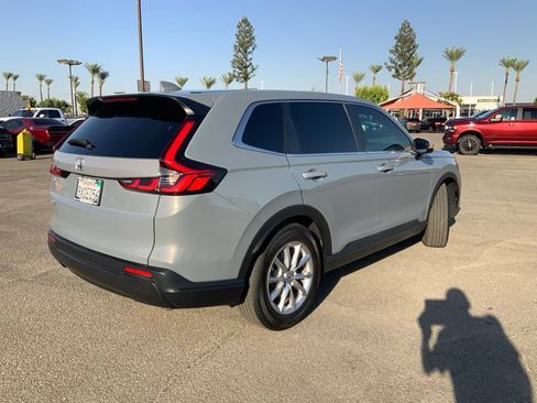 Used 2026 Honda CR-V EX image 8