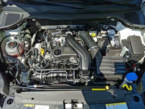 Used 2024 Volkswagen Taos SE FWD image 30
