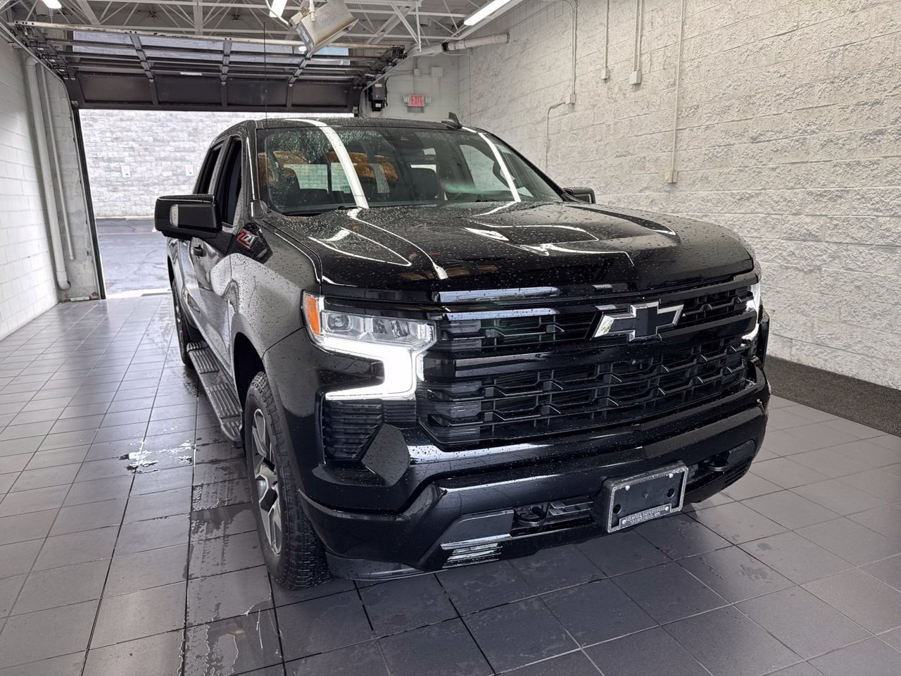 Used 2023 Chevrolet Silverado 1500 RST w/ RST All Star Premium Package AWD/4WD image 2