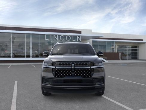 New 2026 Lincoln Navigator L Black Label AWD/4WD image 6