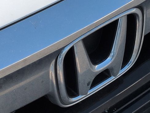 Used 2019 Honda Accord EX-L image 32