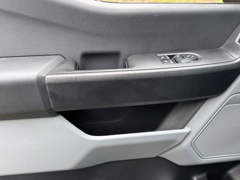 New 2026 Ford F250 XL w/ XL Chrome Package image 10