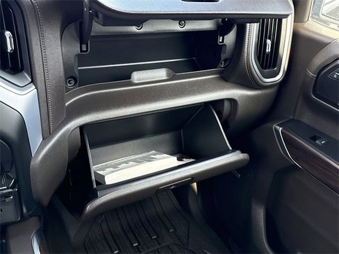 Used 2019 GMC Sierra 1500 SLT w/ SLT Premium Plus Package image 23