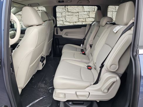 New 2026 Honda Odyssey EX-L image 16