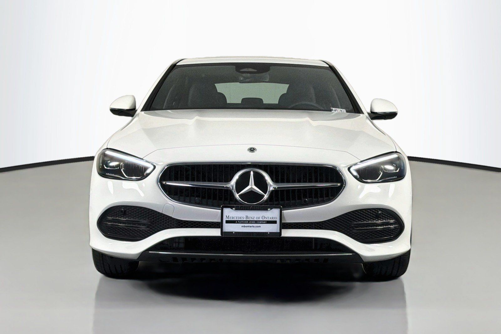 Used 2024 Mercedes-Benz C 300 Sedan image 3