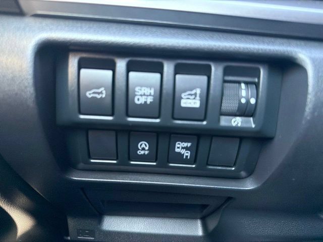 Used 2024 Subaru Forester Premium AWD/4WD image 17