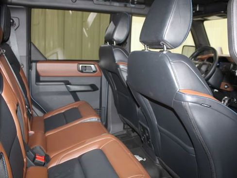 Used 2024 Ford Bronco Outer Banks image 24