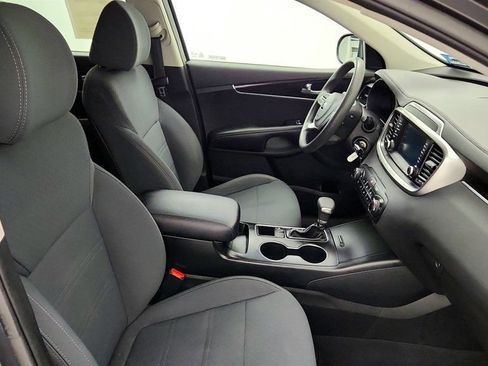 Used 2019 Kia Sorento AWD image 24