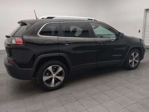 Used 2019 Jeep Cherokee Limited image 10