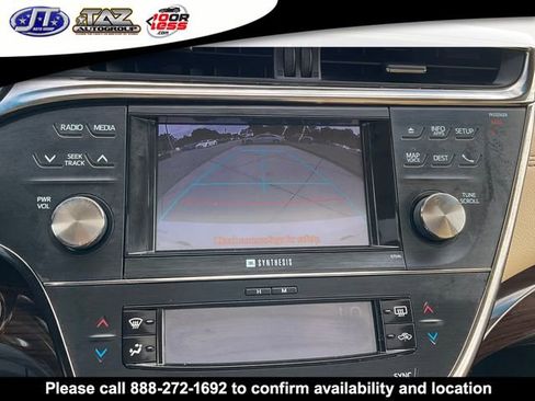 Used 2013 Toyota Avalon Limited image 18