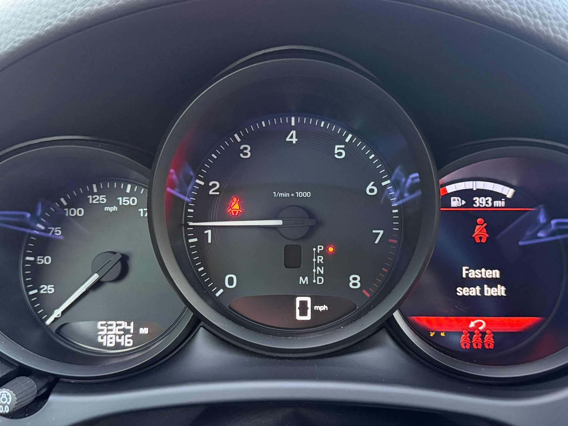 Certified 2026 Porsche Macan AWD/4WD image 24