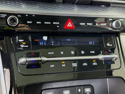 Used 2024 Kia Carnival SX Prestige image 10