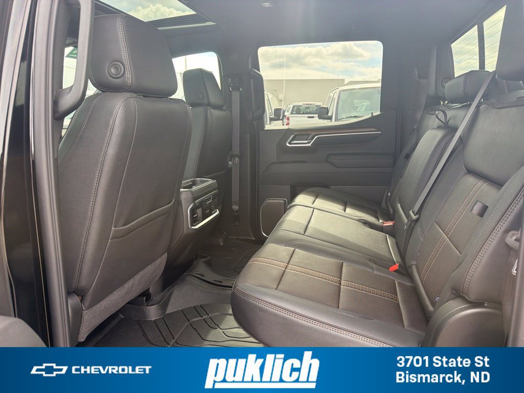 Certified 2026 Chevrolet Silverado 1500 High Country w/ Midnight Edition AWD/4WD image 34