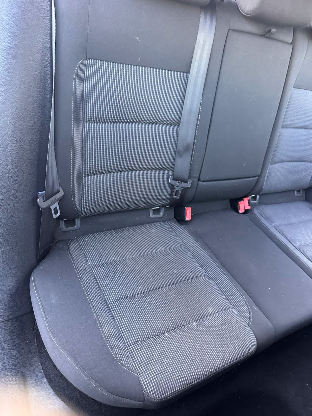 Used 2014 Volkswagen Golf 4-Door FWD image 12