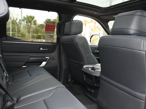 New 2025 Toyota Tundra Platinum image 11