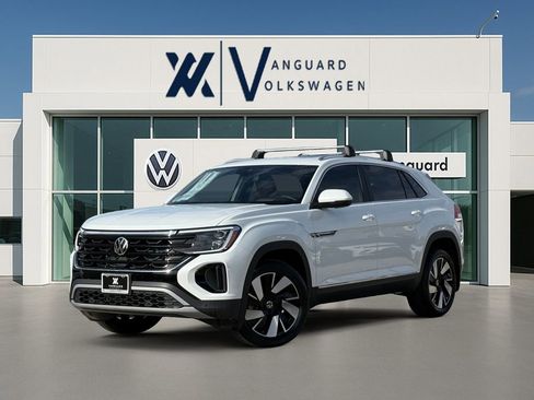 New 2026 Volkswagen Atlas Cross Sport SEL AWD/4WD image 1