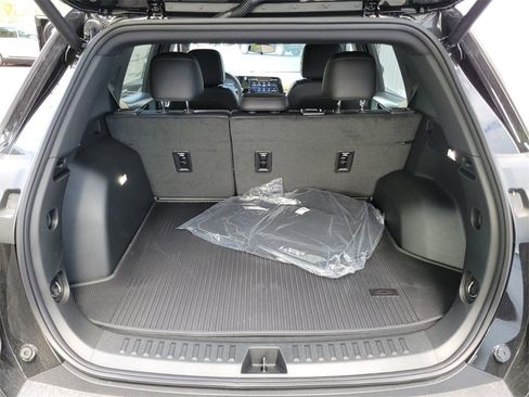 New 2026 Chevrolet Equinox ACTIV w/ Convenience Package III image 30