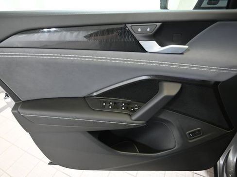 New 2026 Volkswagen Tiguan SE AWD/4WD image 22