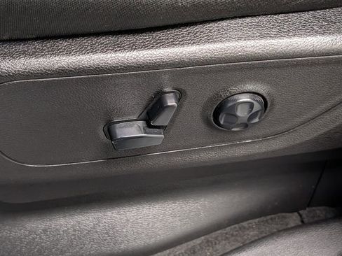 Used 2019 RAM 1500 Big Horn image 12