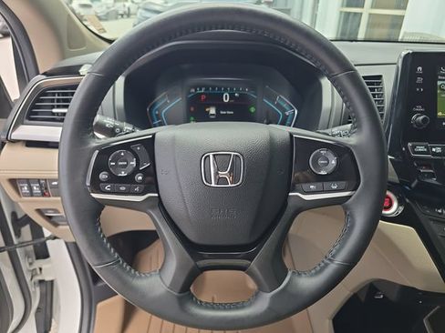 Used 2023 Honda Odyssey Touring image 28