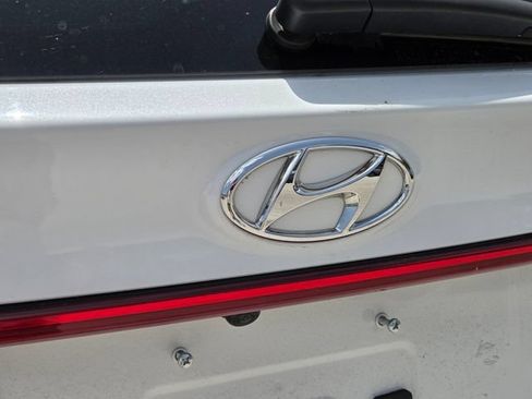 Used 2021 Hyundai Santa Fe Limited w/ Cargo Package AWD/4WD image 10
