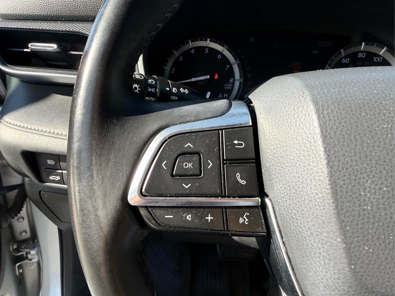 Used 2021 Toyota Highlander XSE AWD/4WD image 31
