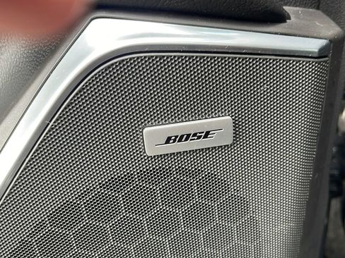 Used 2017 Cadillac Escalade ESV Premium Luxury image 20