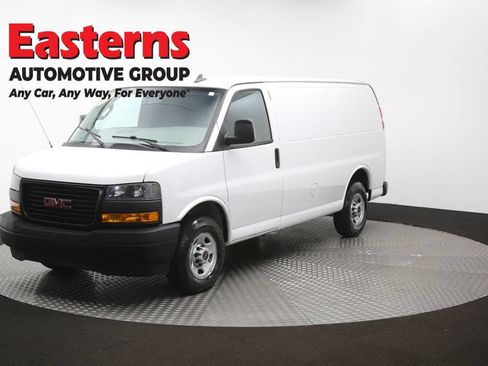 Used 2022 GMC Savana 2500 RWD image 48