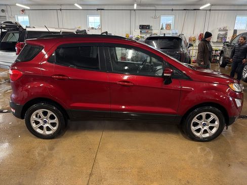 Used 2020 Ford EcoSport SE w/ SE Convenience Package image 6