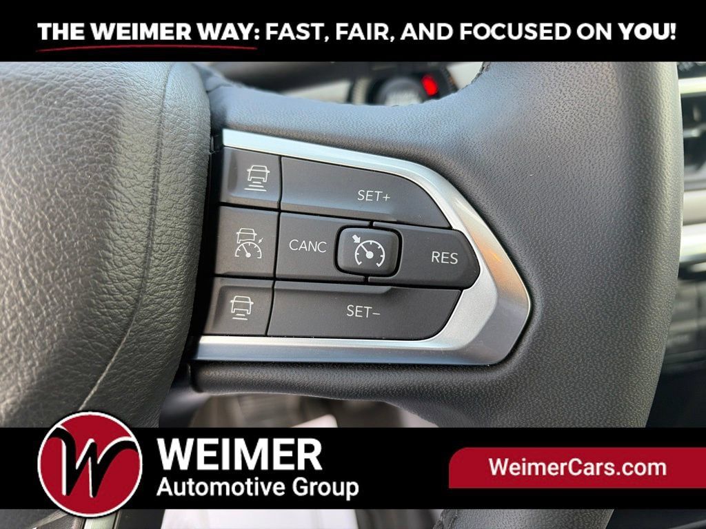 Used 2024 Jeep Compass Limited AWD/4WD image 31