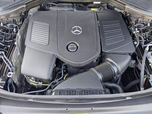 Used 2026 Mercedes-Benz GLC 300 image 15