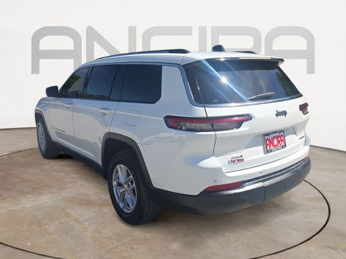 Used 2023 Jeep Grand Cherokee L Laredo AWD/4WD image 8