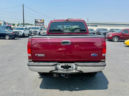 Used 2004 Ford F250 Lariat AWD/4WD image 4